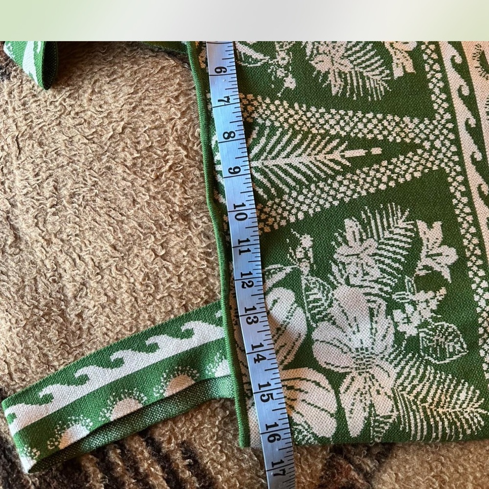 FARM Rio knitted Green and cream Leaf Print Midi Dress - Picture 8 of 8